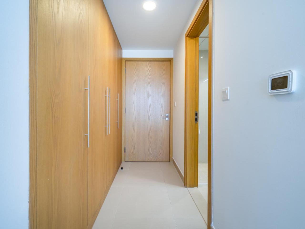 Modern Downtown 2 Bed Maids With Full Burj View Dubai