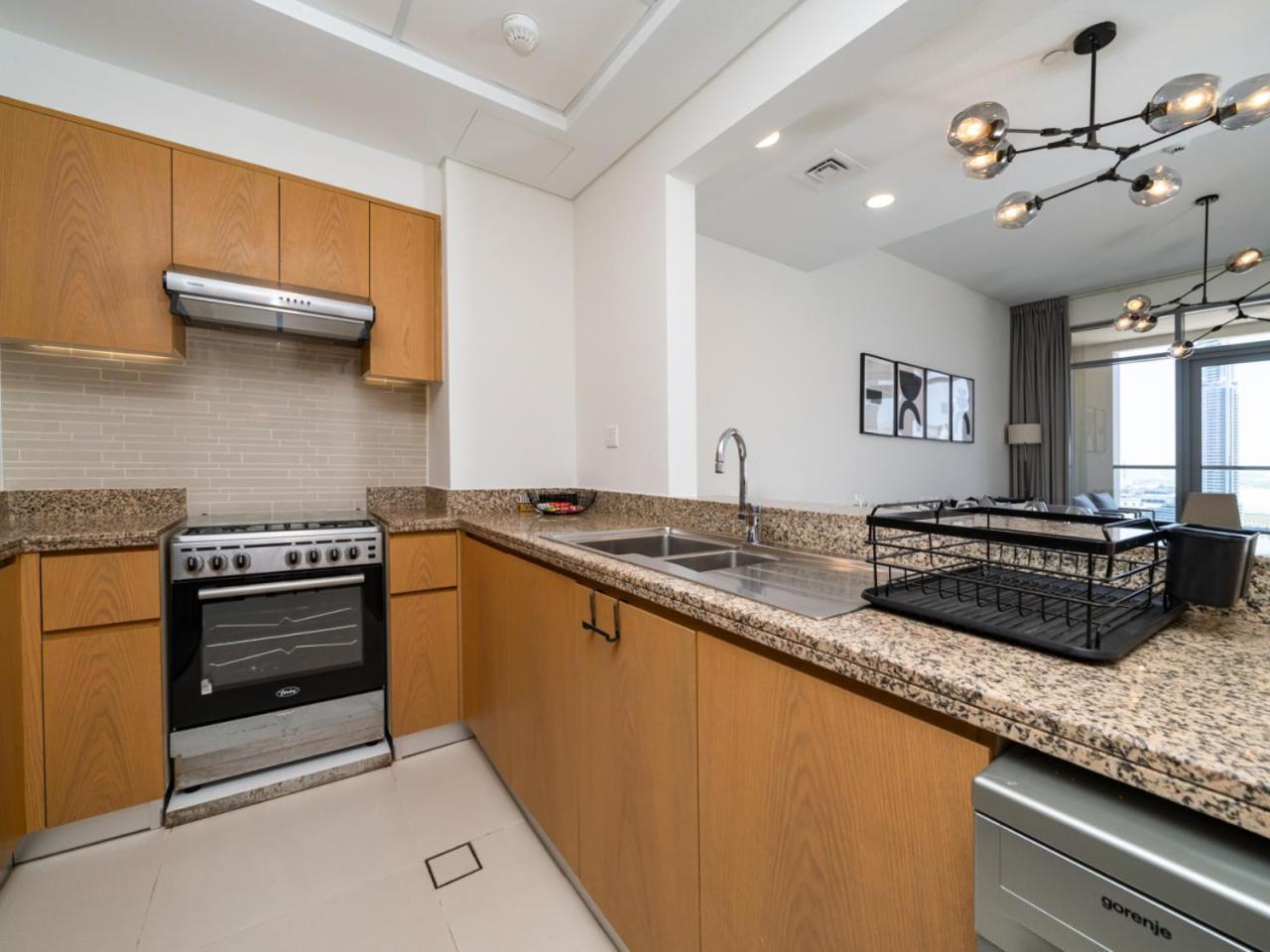Modern Downtown 2 Bed Maids With Full Burj View Apartment Dubai